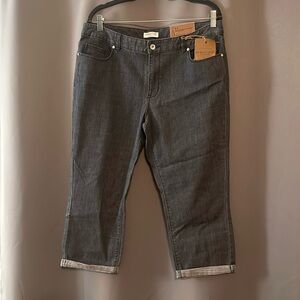 NWT Coldwater Creek gray denim capris. Size 14.